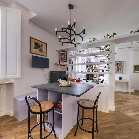Pitti Design Apartment Florence