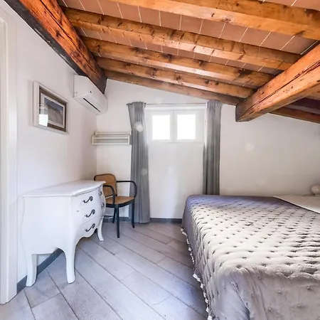 Apartment Pitti Design