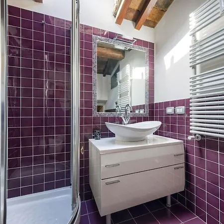 Pitti Design Apartment Florence