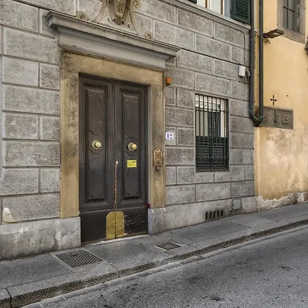 Pitti Design Apartment
