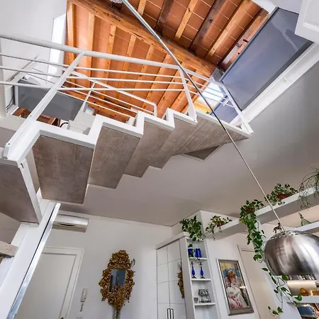 Pitti Design Apartment *